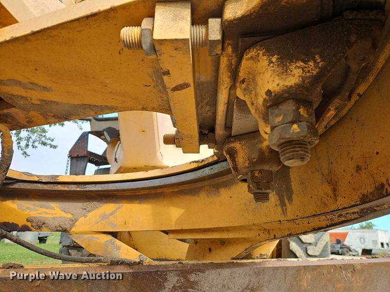 image for item EB8271 2000 Champion 720A VHP motor grader