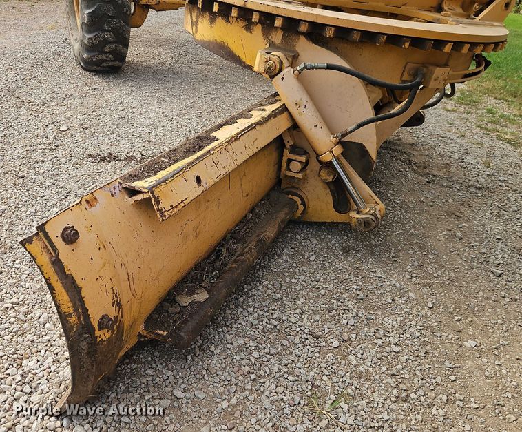 image for item EB8271 2000 Champion 720A VHP motor grader