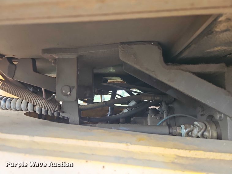 image for item EB8271 2000 Champion 720A VHP motor grader