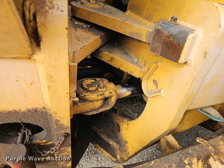 image for item EB8271 2000 Champion 720A VHP motor grader