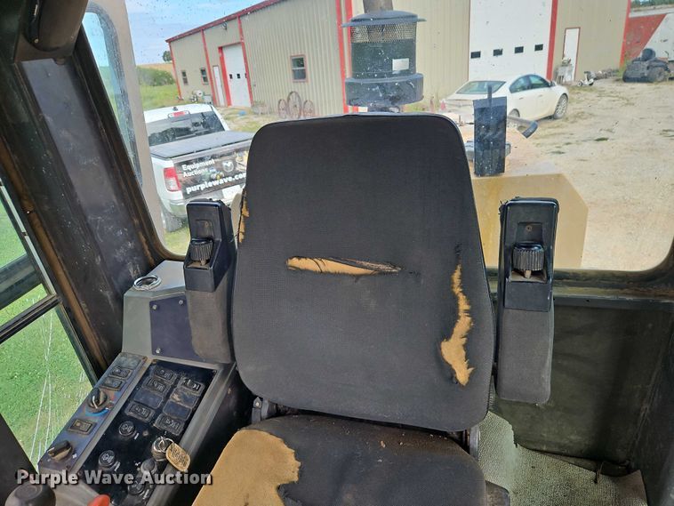 image for item EB8271 2000 Champion 720A VHP motor grader