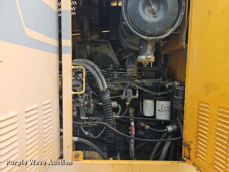 image for item EB8271 2000 Champion 720A VHP motor grader