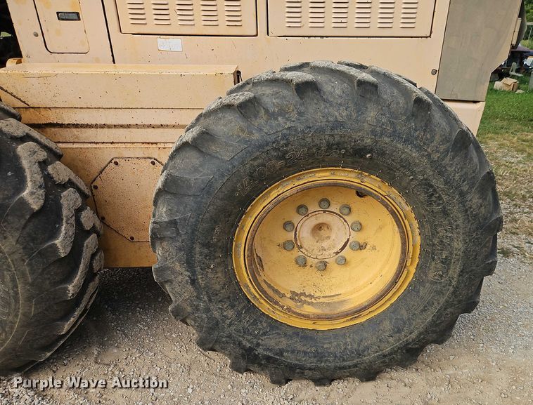 image for item EB8271 2000 Champion 720A VHP motor grader