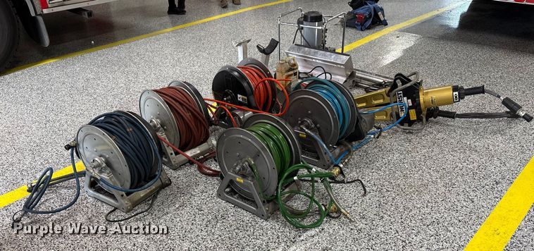 image for item EC4398 jaws of life rescue tools