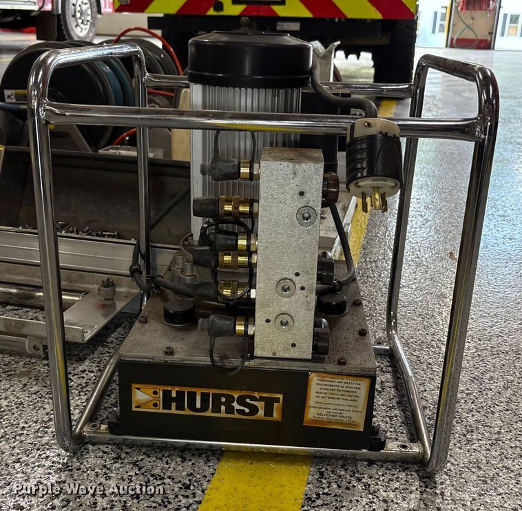 image for item EC4398 jaws of life rescue tools