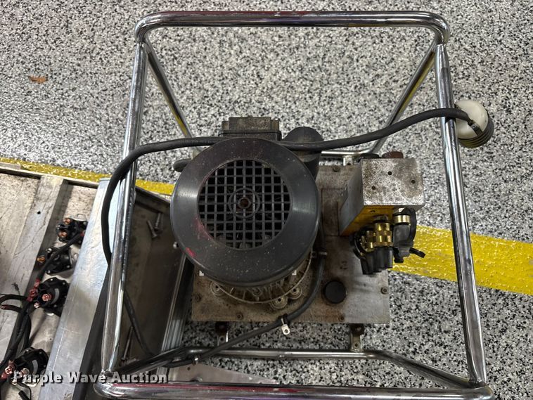 image for item EC4398 jaws of life rescue tools