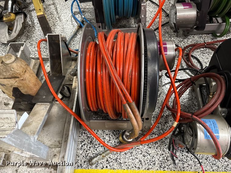 image for item EC4398 jaws of life rescue tools