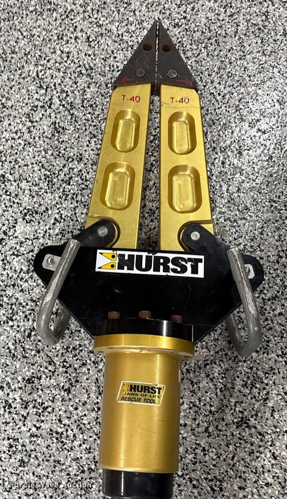 image for item EC4398 jaws of life rescue tools