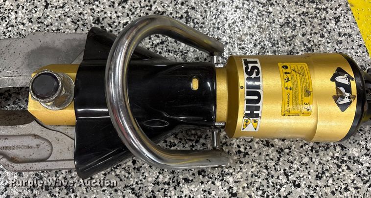 image for item EC4398 jaws of life rescue tools