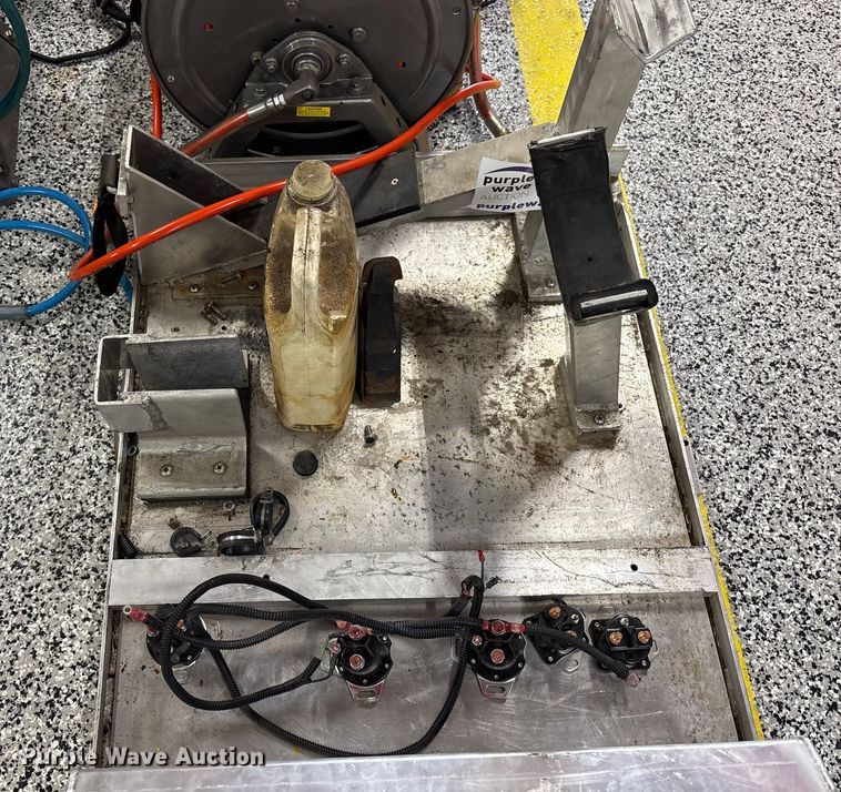 image for item EC4398 jaws of life rescue tools