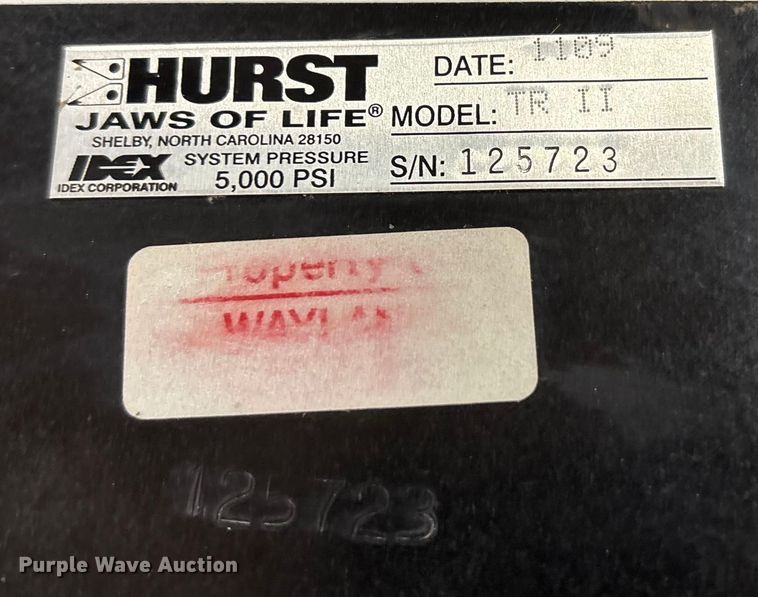 image for item EC4398 jaws of life rescue tools