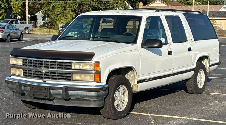 image for item ED2204 1993 Chevrolet Suburban SUV