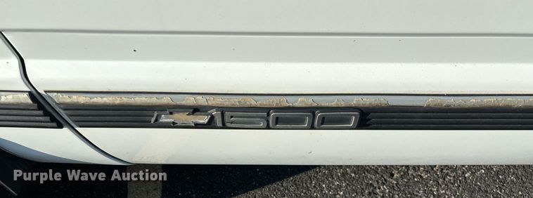 image for item ED2204 1993 Chevrolet Suburban SUV