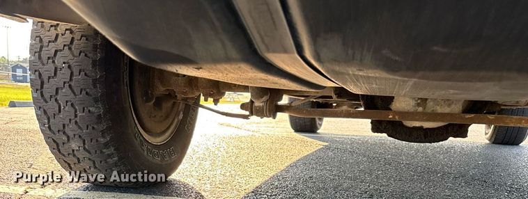 image for item ED2204 1993 Chevrolet Suburban SUV