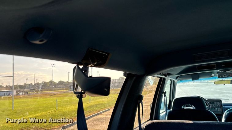 image for item ED2204 1993 Chevrolet Suburban SUV