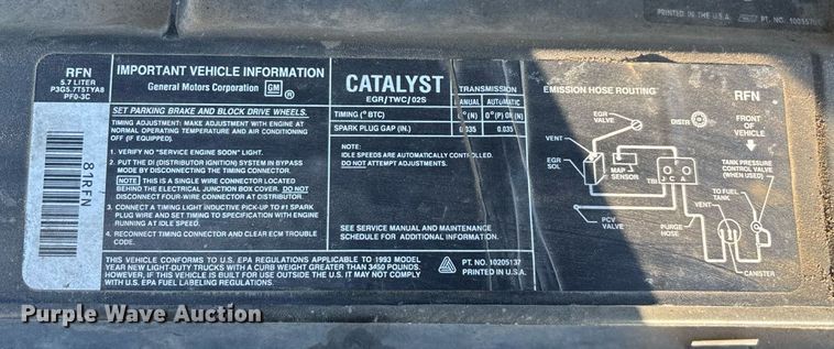 image for item ED2204 1993 Chevrolet Suburban SUV