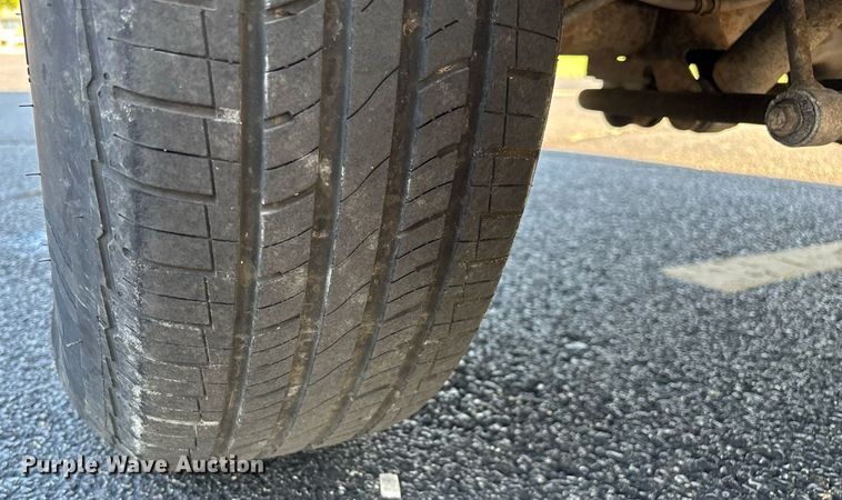 image for item ED2204 1993 Chevrolet Suburban SUV