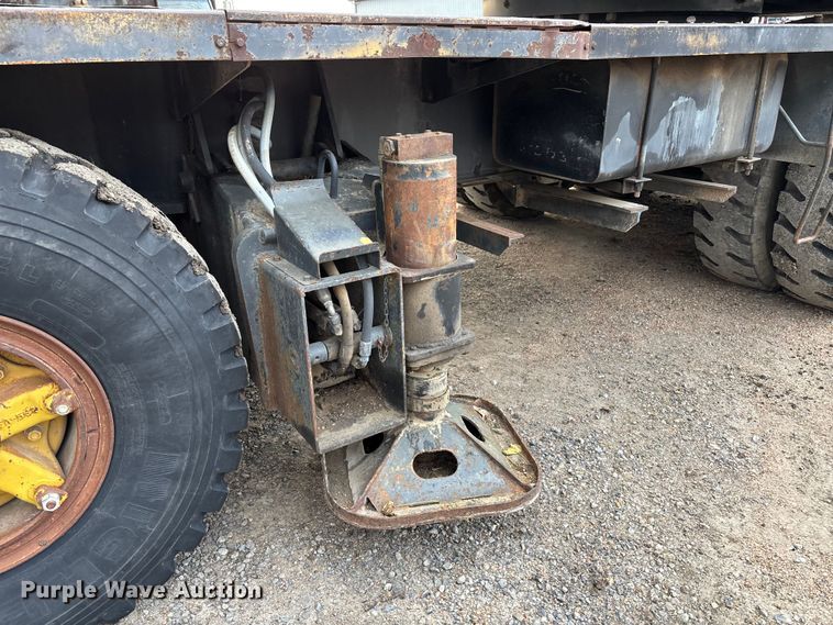 image for item EE3973 1974 Lima 450 TC crane