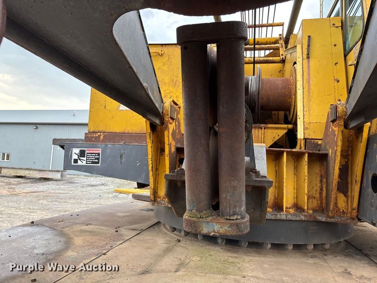 image for item EE3973 1974 Lima 450 TC crane