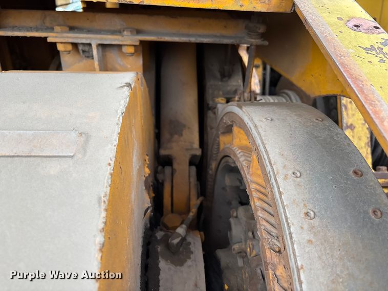 image for item EE3973 1974 Lima 450 TC crane