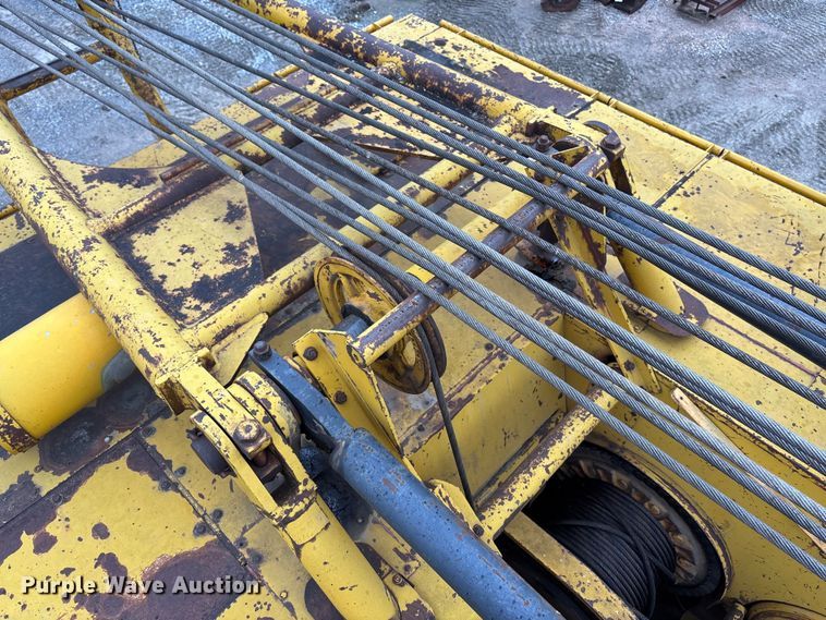 image for item EE3973 1974 Lima 450 TC crane