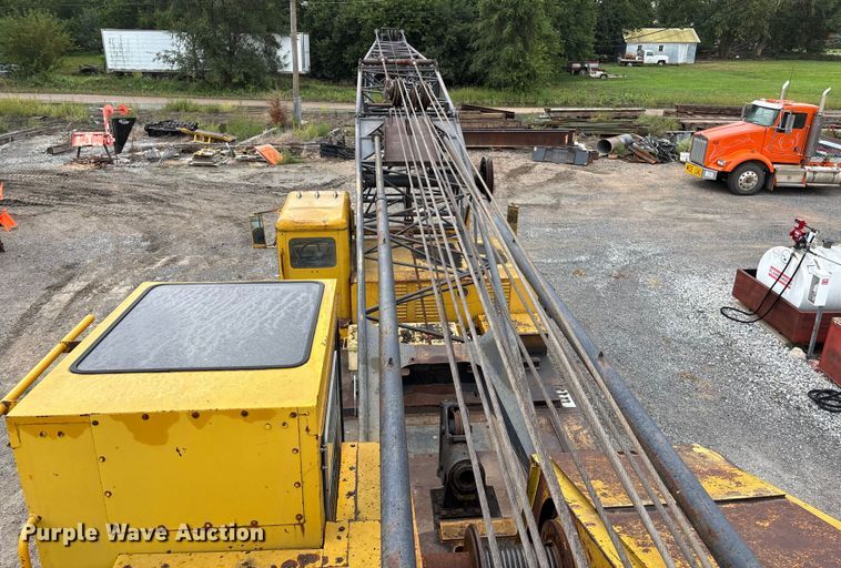 image for item EE3973 1974 Lima 450 TC crane