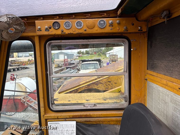 image for item EE3973 1974 Lima 450 TC crane