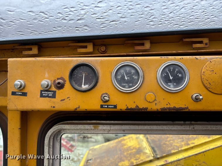 image for item EE3973 1974 Lima 450 TC crane