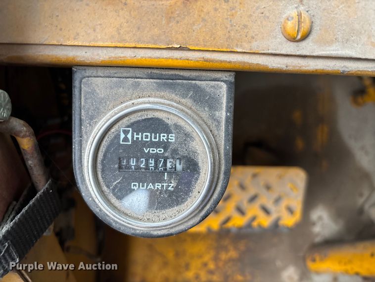 image for item EE3973 1974 Lima 450 TC crane