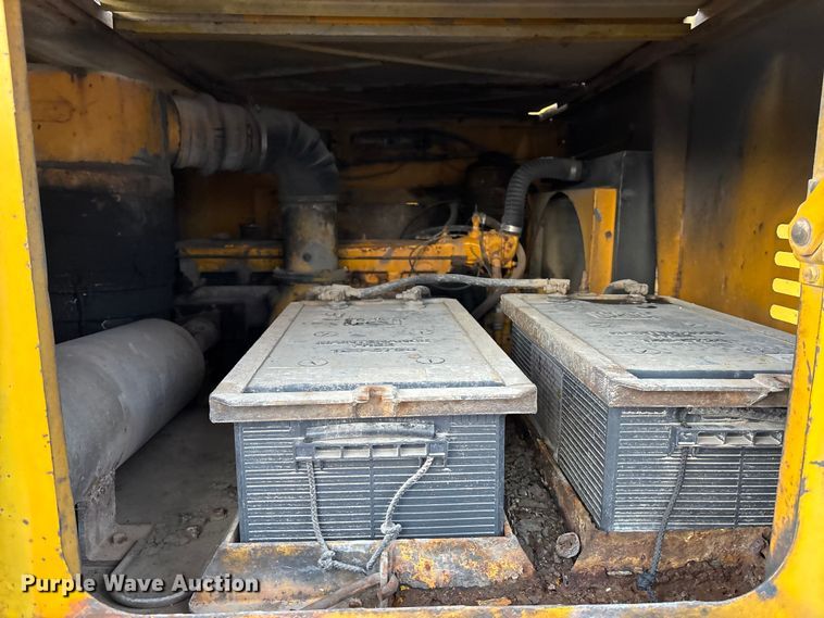 image for item EE3973 1974 Lima 450 TC crane