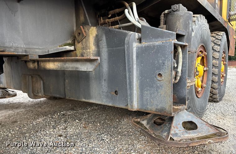 image for item EE3973 1974 Lima 450 TC crane