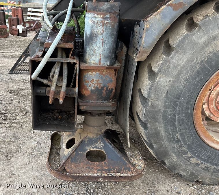 image for item EE3973 1974 Lima 450 TC crane