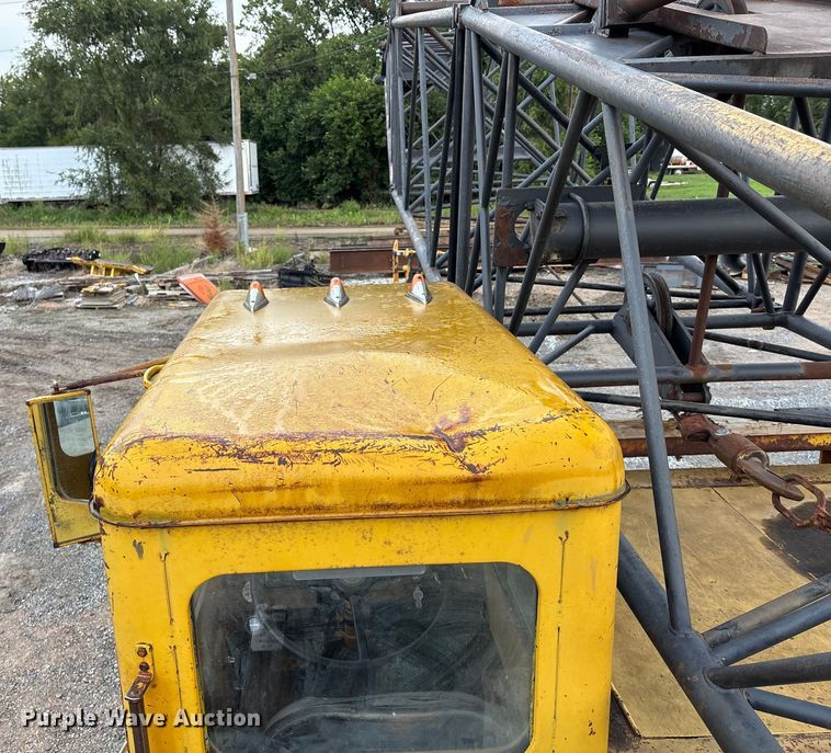 image for item EE3973 1974 Lima 450 TC crane