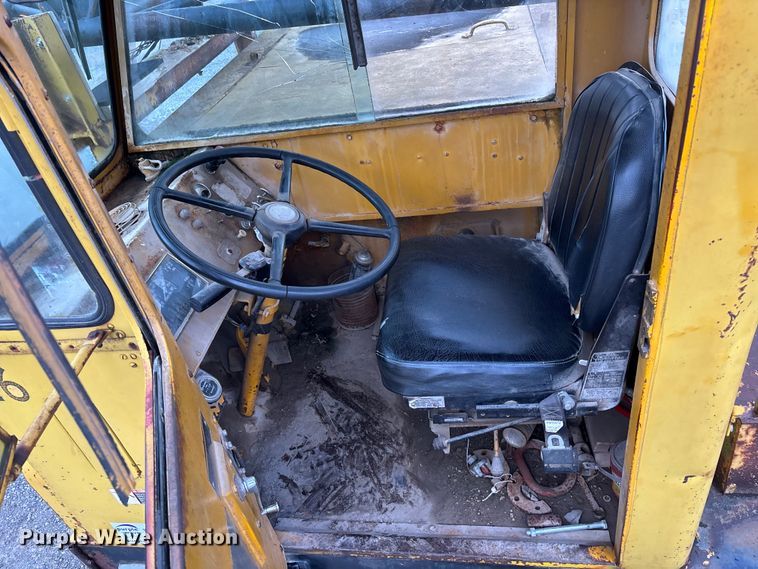 image for item EE3973 1974 Lima 450 TC crane