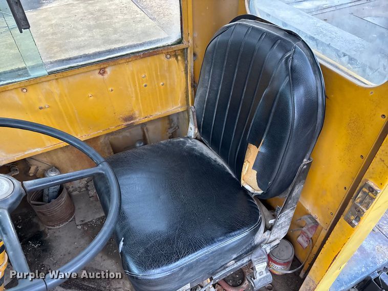 image for item EE3973 1974 Lima 450 TC crane