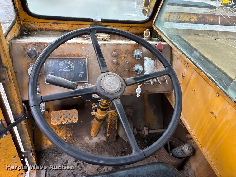 image for item EE3973 1974 Lima 450 TC crane