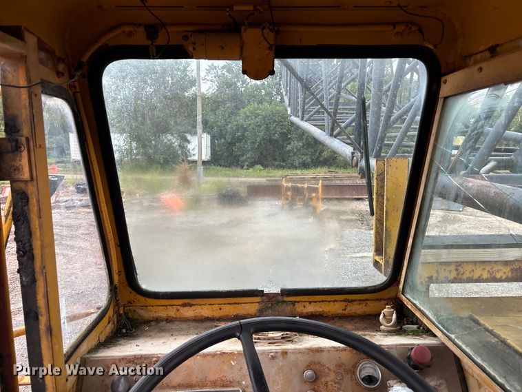 image for item EE3973 1974 Lima 450 TC crane