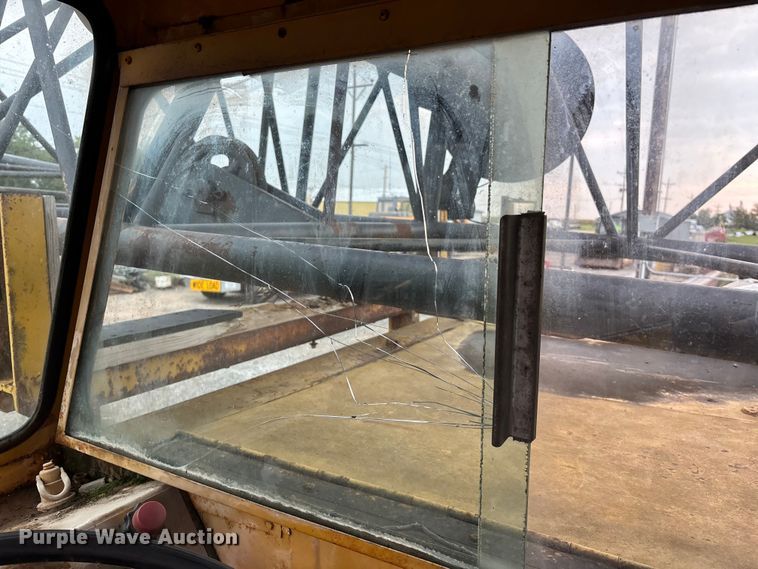 image for item EE3973 1974 Lima 450 TC crane