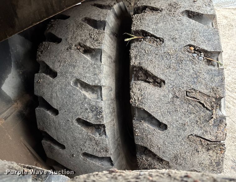 image for item EE3973 1974 Lima 450 TC crane