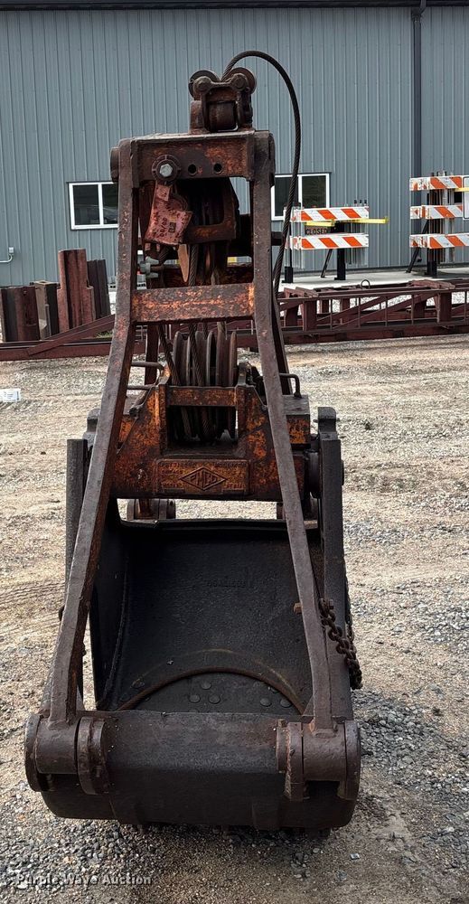 image for item EE3974 (2) crane buckets