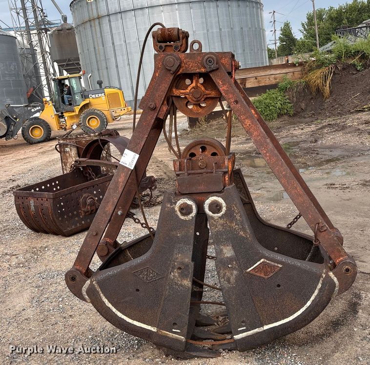 image for item EE3974 (2) crane buckets