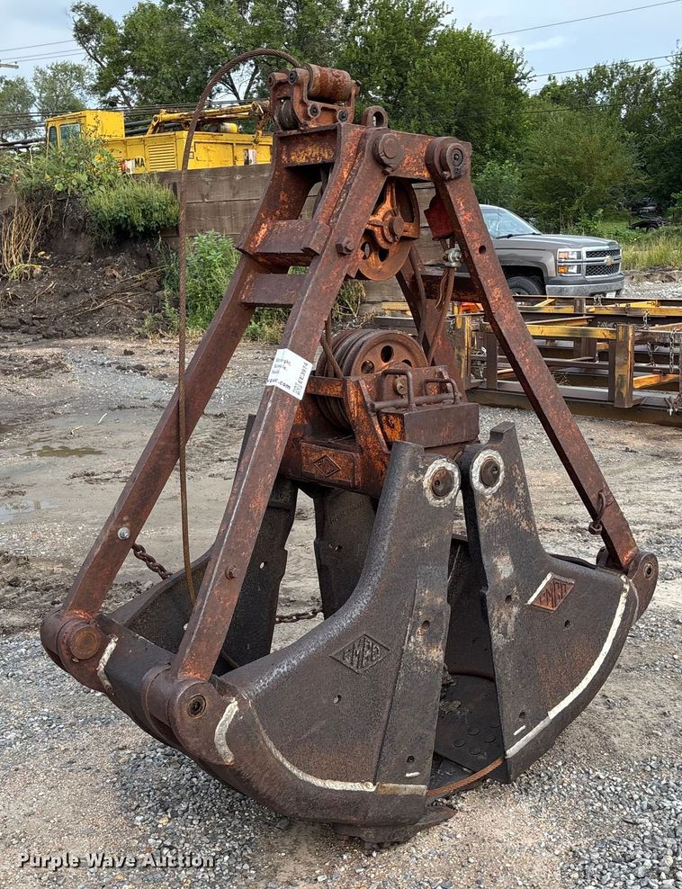 image for item EE3974 (2) crane buckets