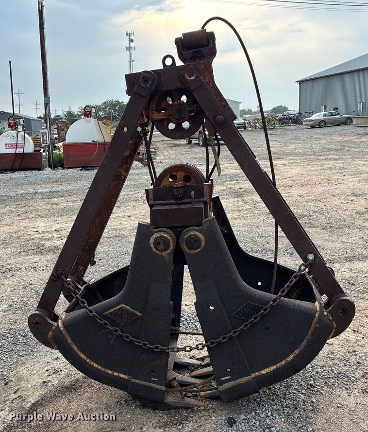 image for item EE3974 (2) crane buckets