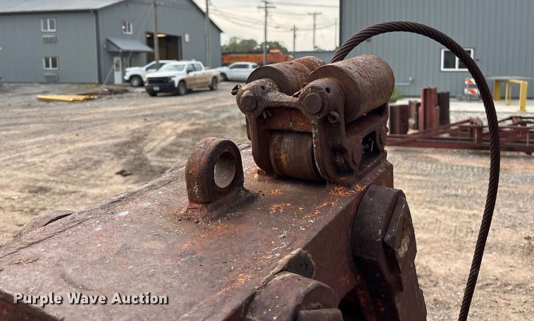 image for item EE3974 (2) crane buckets