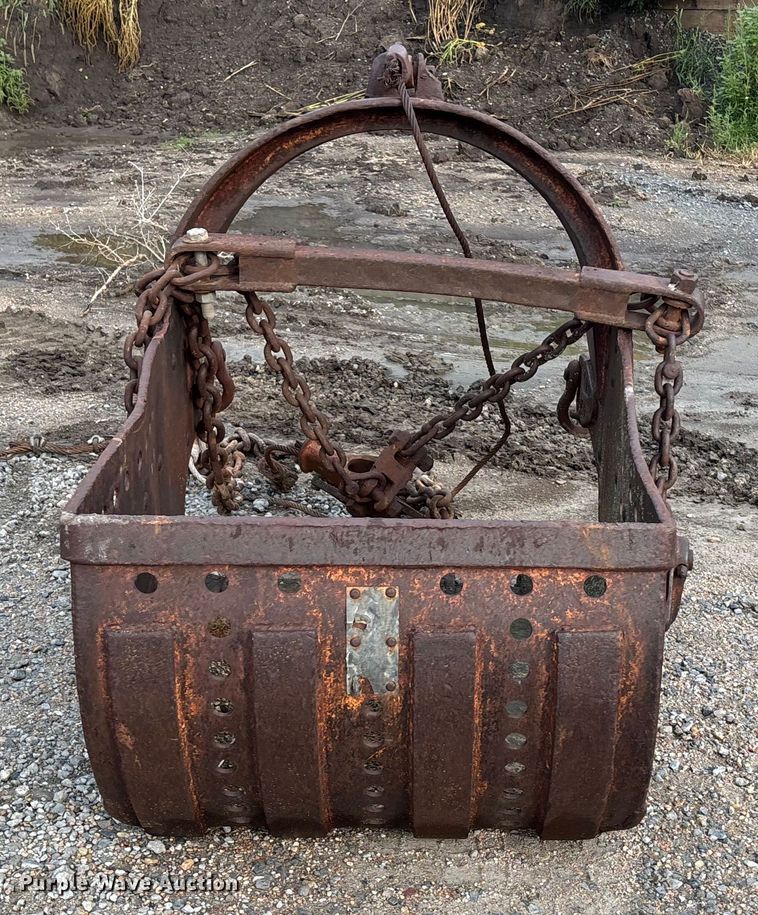 image for item EE3974 (2) crane buckets