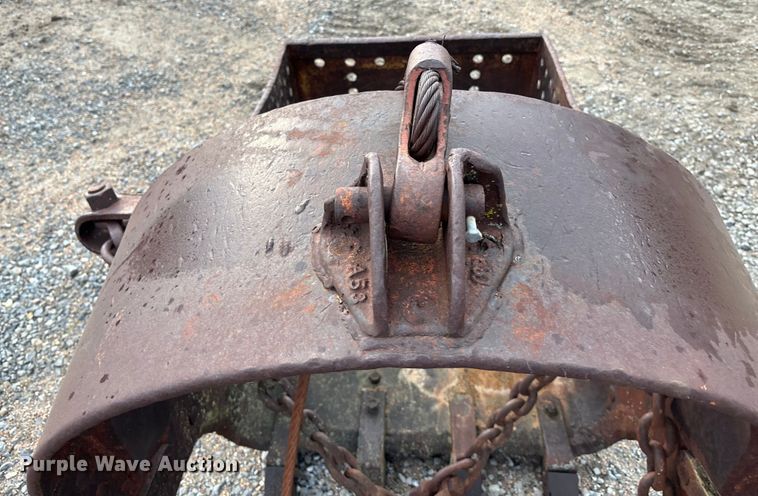 image for item EE3974 (2) crane buckets