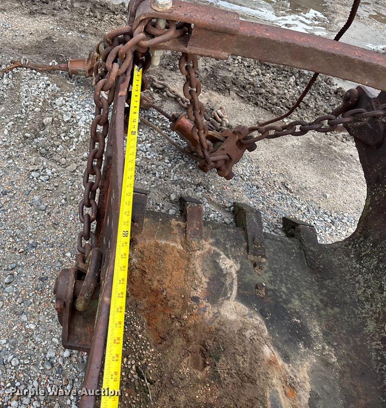 image for item EE3974 (2) crane buckets