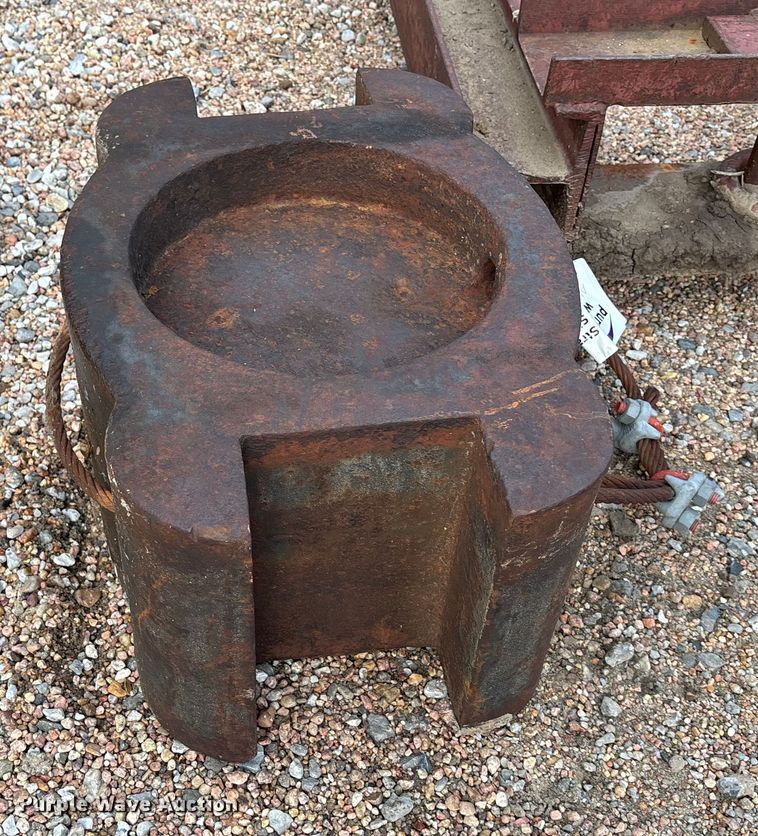 image for item EE3977 Pile driving equipment