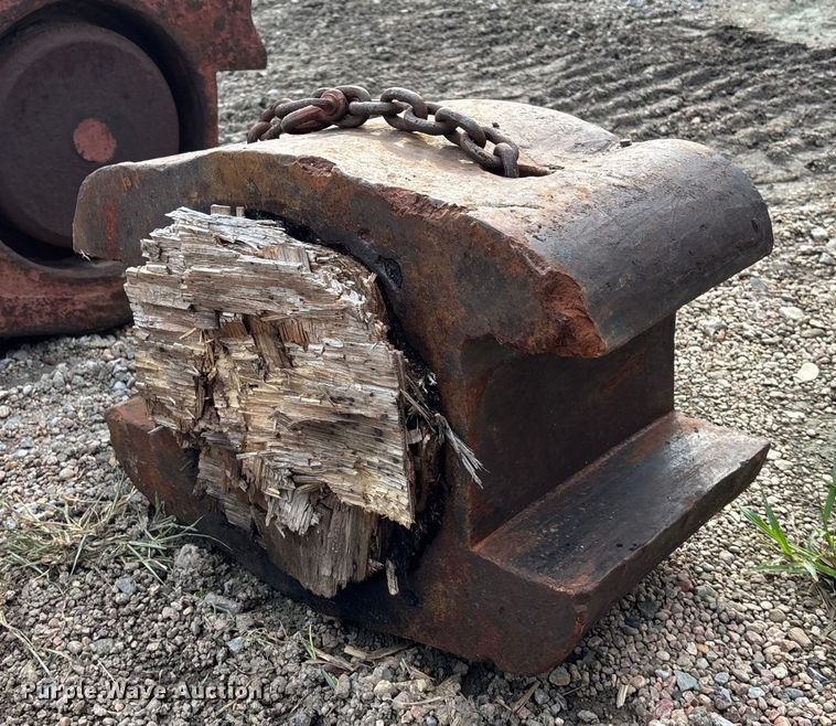 image for item EE3977 Pile driving equipment