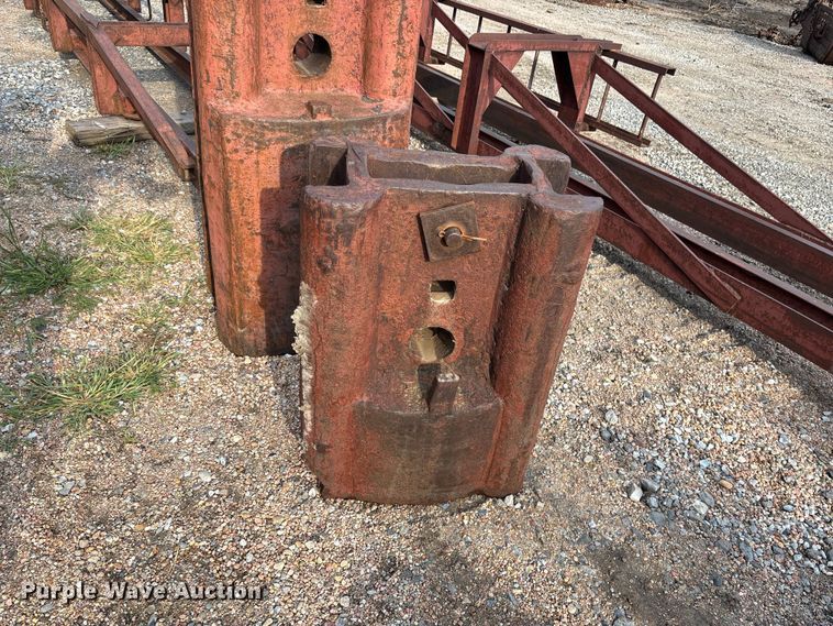 image for item EE3977 Pile driving equipment